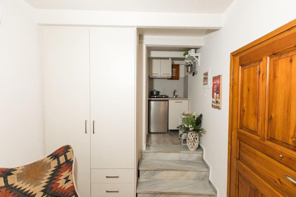 Apartment Kamaraki Old Town 5